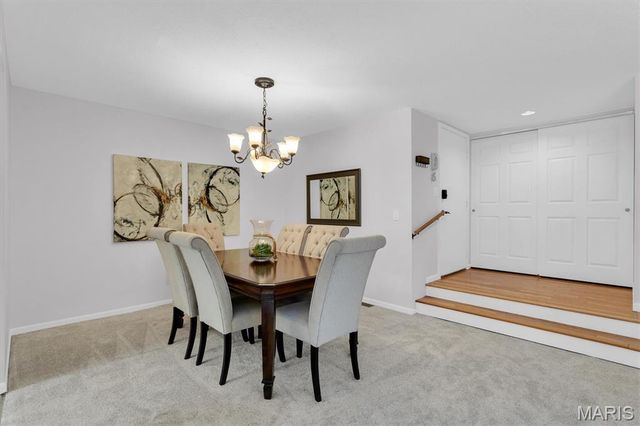 13150 Royal Pines Drive 1, Maryland Heights, MO 63146