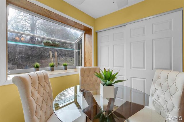 13150 Royal Pines Drive 1, Maryland Heights, MO 63146