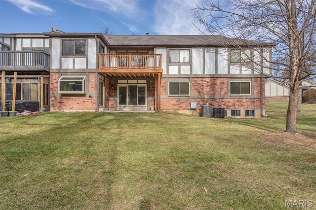 13150 Royal Pines Drive 1, Maryland Heights, MO 63146