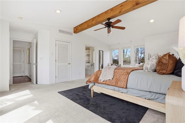 8329 Reinhardt Street, Prairie Village, KS 66206