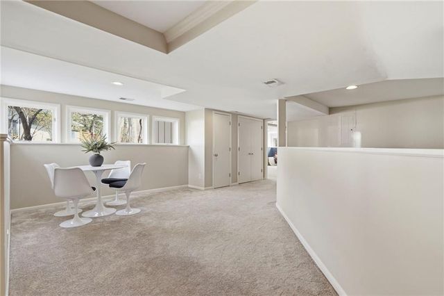 8329 Reinhardt Street, Prairie Village, KS 66206