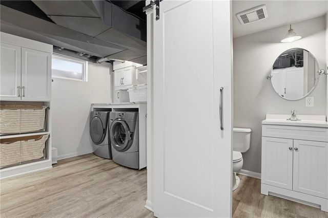 8329 Reinhardt Street, Prairie Village, KS 66206