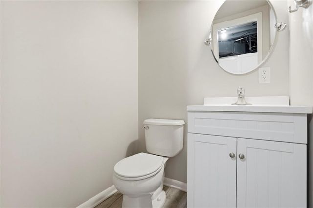 8329 Reinhardt Street, Prairie Village, KS 66206