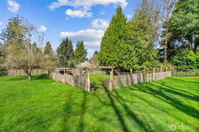 4226 Sunset Drive W, University Place, WA 98466
