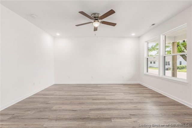 2039 Edgewood Drive, Charlestown, IN 47111