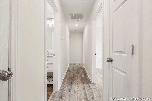2039 Edgewood Drive, Charlestown, IN 47111