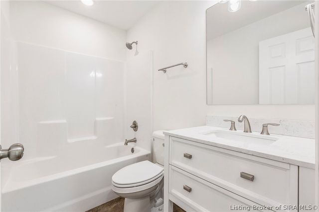 2039 Edgewood Drive, Charlestown, IN 47111