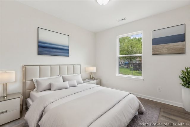 2039 Edgewood Drive, Charlestown, IN 47111