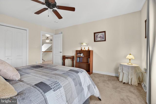 5123 SUMMERFIELD DR, Mount Joy, PA 17552