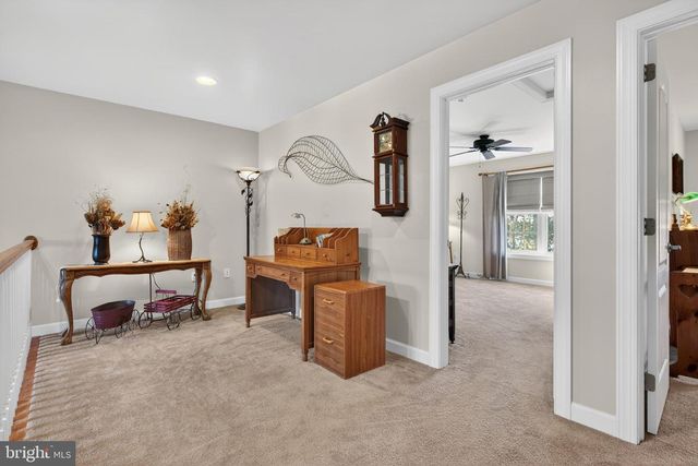 5123 SUMMERFIELD DR, Mount Joy, PA 17552