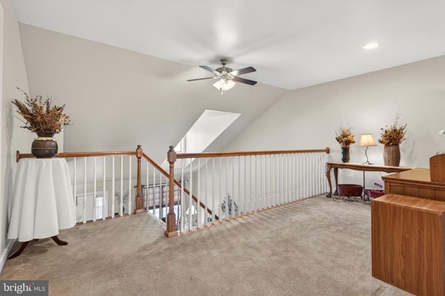 5123 SUMMERFIELD DR, Mount Joy, PA 17552
