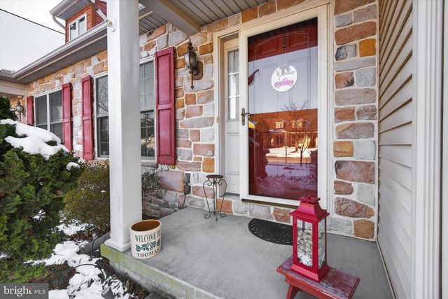 5123 SUMMERFIELD DR, Mount Joy, PA 17552