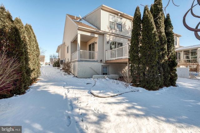 5123 SUMMERFIELD DR, Mount Joy, PA 17552