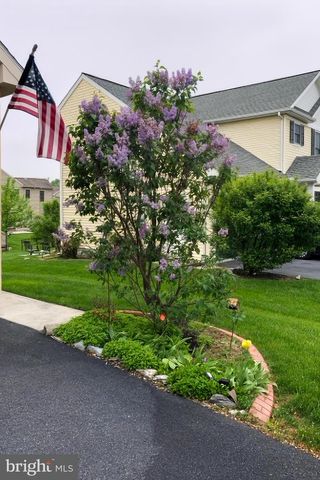 5123 SUMMERFIELD DR, Mount Joy, PA 17552