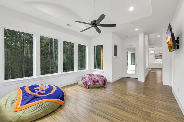 178 Feldspar Lane, Huntsville, TX 77340