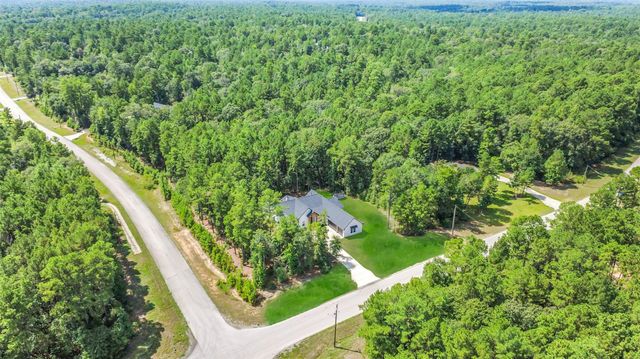 178 Feldspar Lane, Huntsville, TX 77340