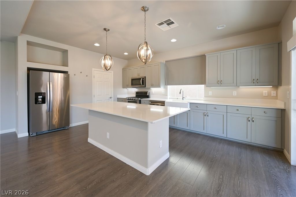7266 Gypsy Canyon Court, Las Vegas, NV 89118 — photo 4