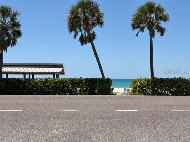 581 ROUNTREE DRIVE, Longboat Key, FL 34228