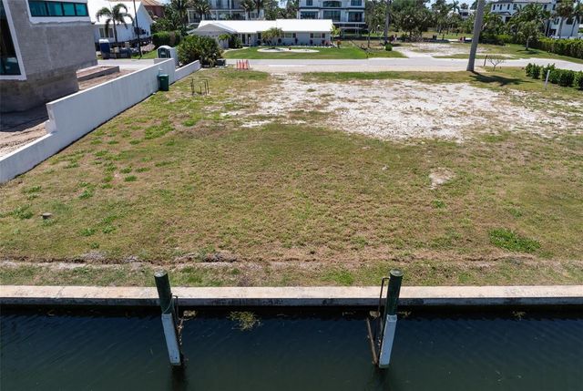 581 ROUNTREE DRIVE, Longboat Key, FL 34228
