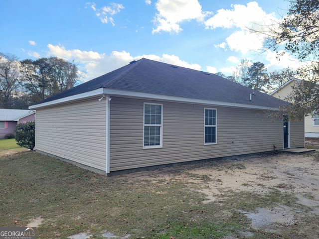 3576 Confederate Drive, Macon, GA 31211