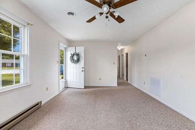81 EASTGATE DR, Verona, VA 24482