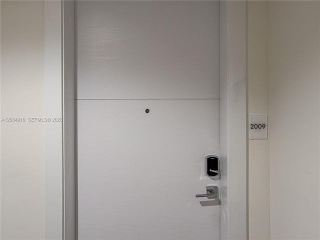 2000 Metropica Way 2009, Sunrise, FL 33323