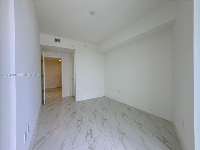 2000 Metropica Way 2009, Sunrise, FL 33323