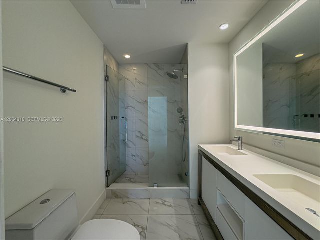 2000 Metropica Way 2009, Sunrise, FL 33323