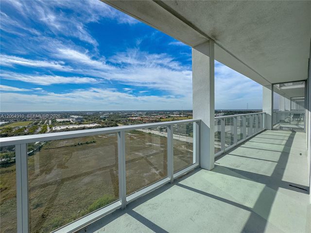 2000 Metropica Way 2009, Sunrise, FL 33323