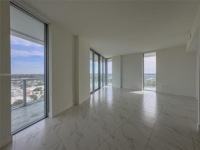 2000 Metropica Way 2009, Sunrise, FL 33323
