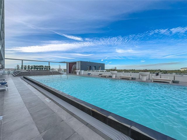 2000 Metropica Way 2009, Sunrise, FL 33323