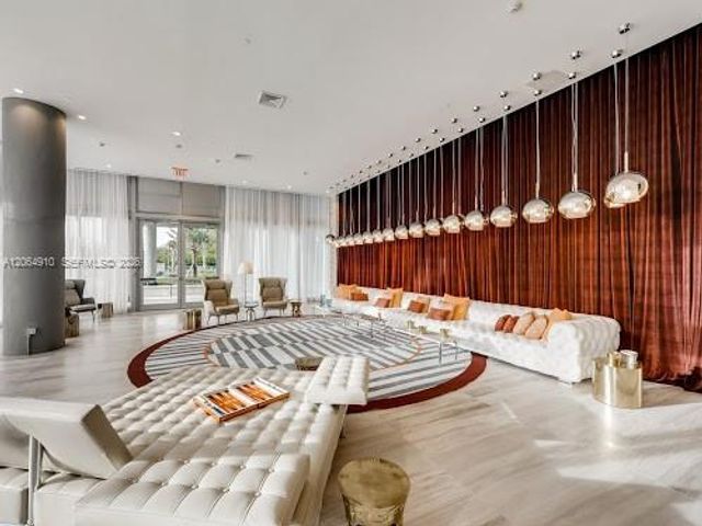 2000 Metropica Way 2009, Sunrise, FL 33323