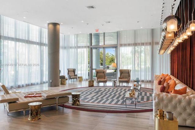 2000 Metropica Way 2009, Sunrise, FL 33323