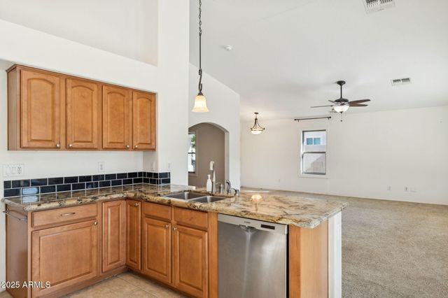 42451 W CHISHOLM Drive, Maricopa, AZ 85138