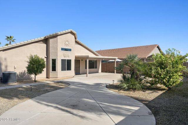 42451 W CHISHOLM Drive, Maricopa, AZ 85138