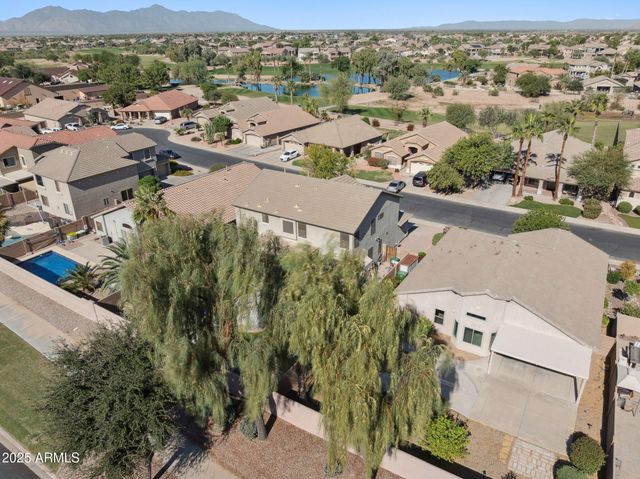 42451 W CHISHOLM Drive, Maricopa, AZ 85138