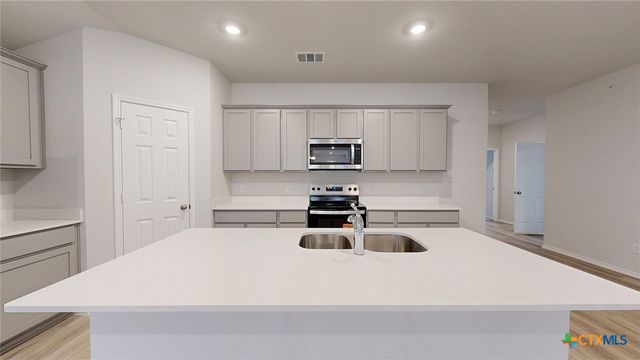 353 Presley Drive, Killeen, TX 76542