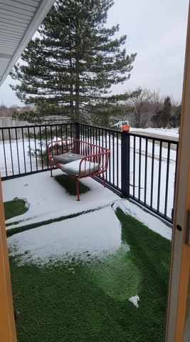 7010 Brighton Court 204, Woodridge, IL 60517