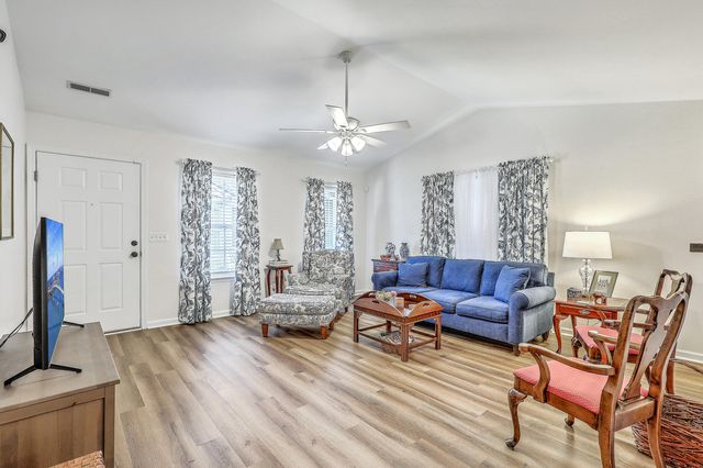 123 Macy Circle, Goose Creek, SC 29445