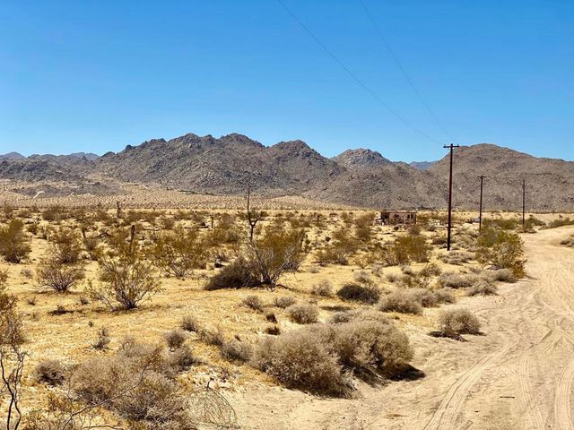 109 Border Avenue, Joshua Tree, CA 92252