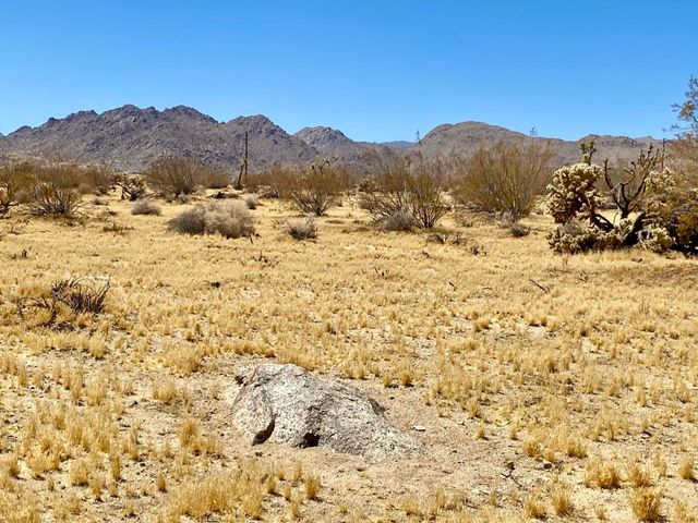 109 Border Avenue, Joshua Tree, CA 92252