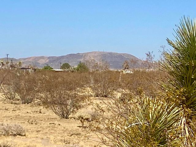 109 Border Avenue, Joshua Tree, CA 92252