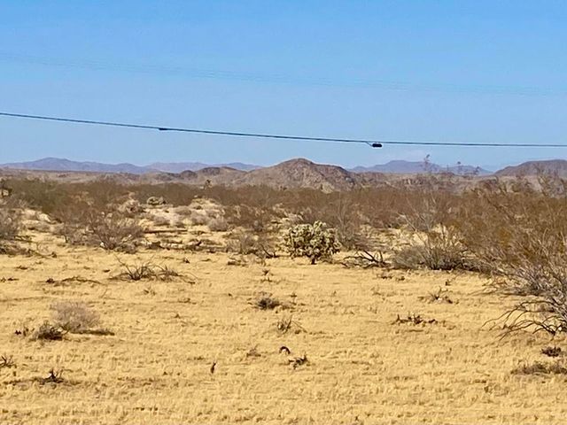 109 Border Avenue, Joshua Tree, CA 92252