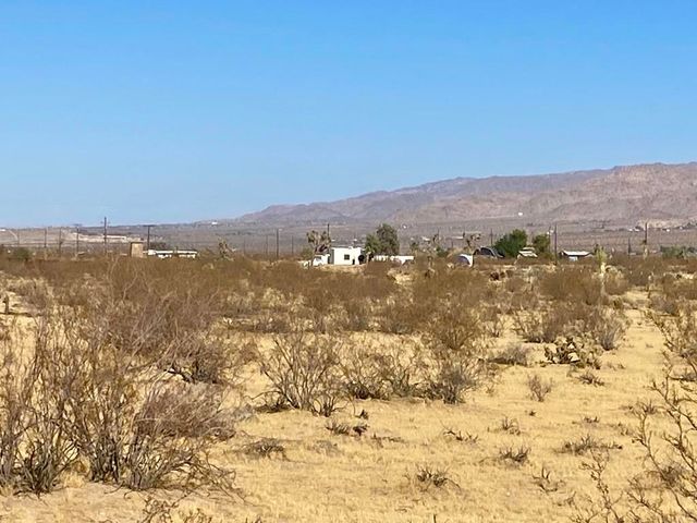 109 Border Avenue, Joshua Tree, CA 92252