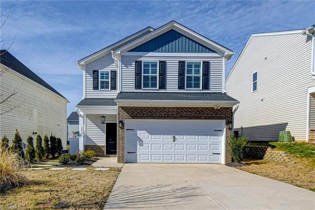 2010 Honeysuckle Vine Run, Winston-salem, NC 27106