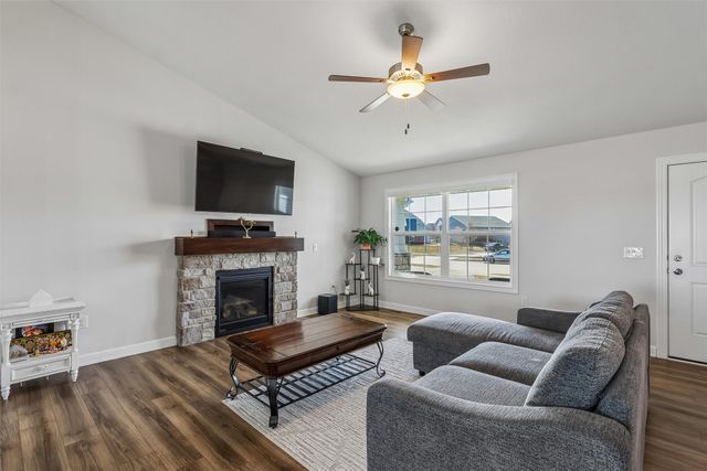 2425 SE Sawyer Pointe, Waukee, IA 50263