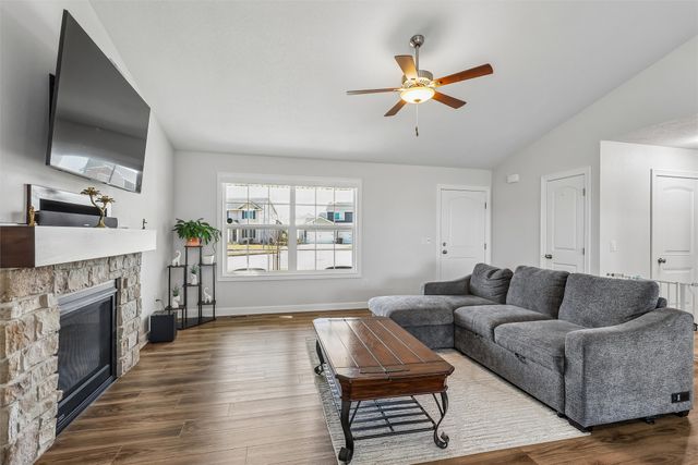 2425 SE Sawyer Pointe, Waukee, IA 50263