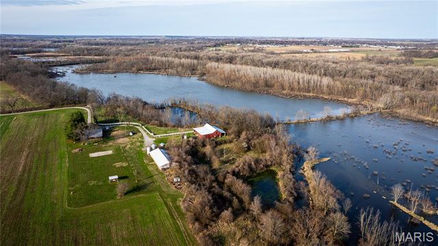 10000 Rieder Road, Lebanon, IL 62254