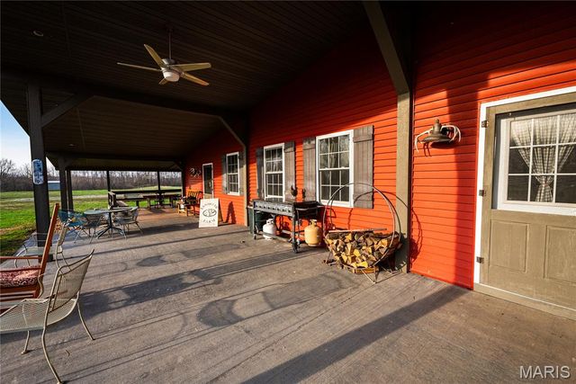 10000 Rieder Road, Lebanon, IL 62254