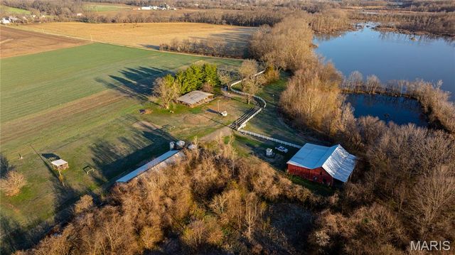 10000 Rieder Road, Lebanon, IL 62254